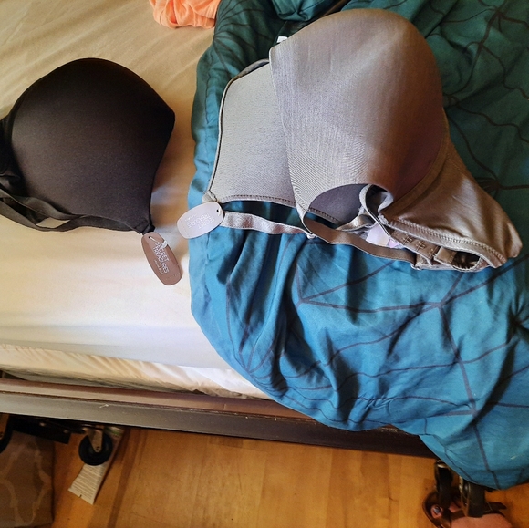 Secret treasure bras - Picture 1 of 1